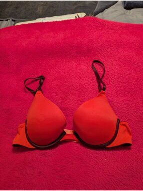 PINK Victoria's Secret Neon Orange Plum Push Up Bra 32A 337731 Wear Everywhere
